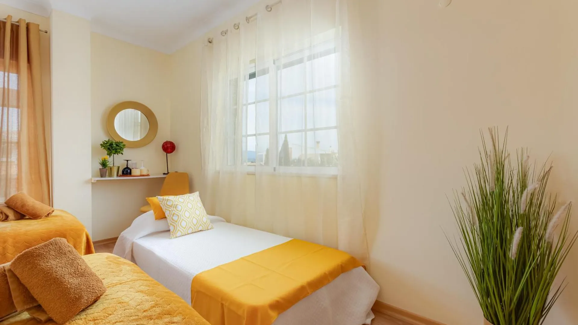 Chez Imaginarios-Exclusive Beach & City Hideout Lagos Homestay