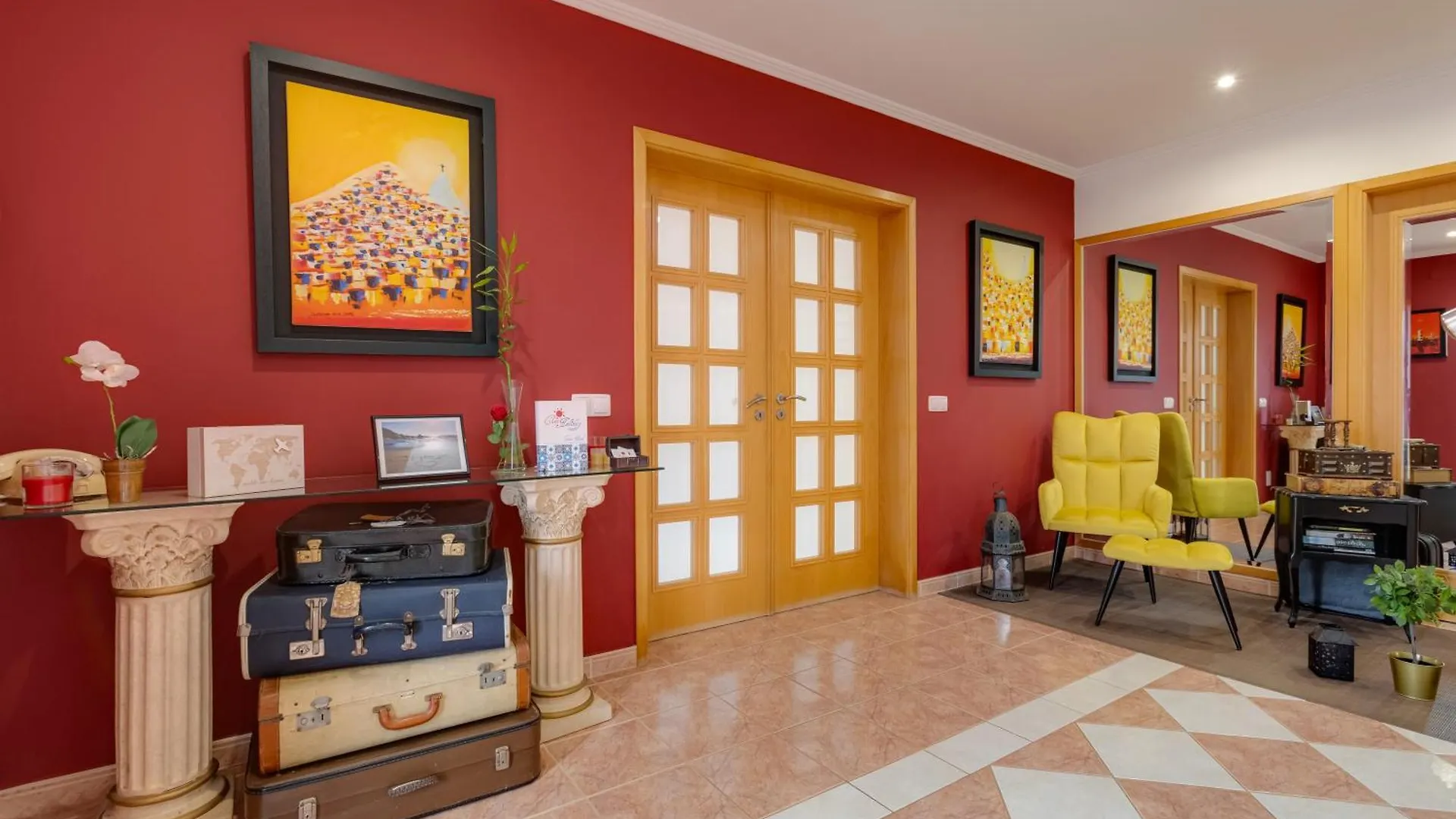 Chez Imaginarios-Exclusive Beach & City Hideout Lagos